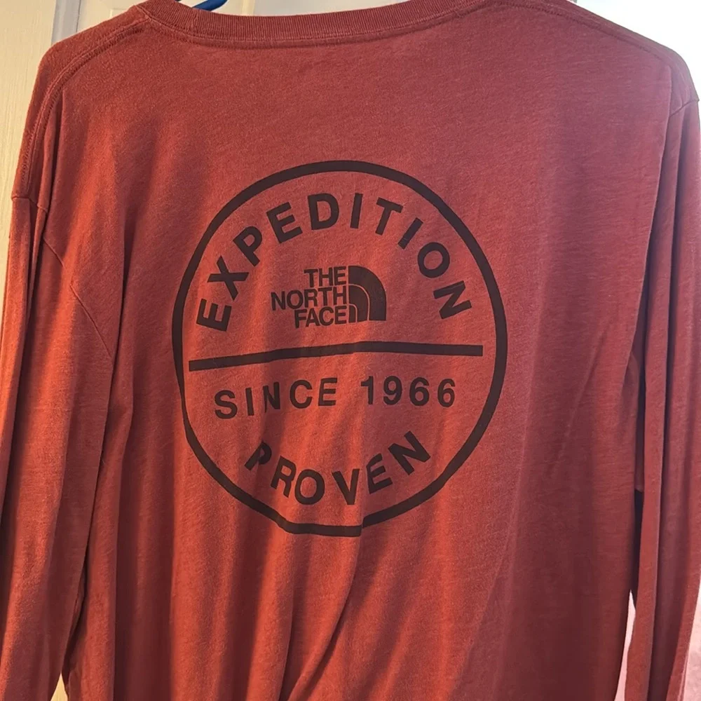 The North Face Red Expedition Long Sleeve Shirt - Picture 2 of 2
